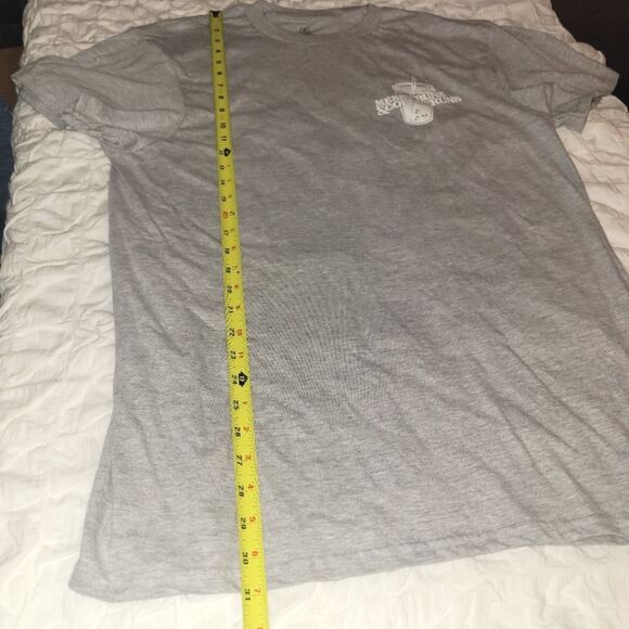 New Messy Buns and Coffee Runs Grey T-Shirt Large - Picture 7 of 8